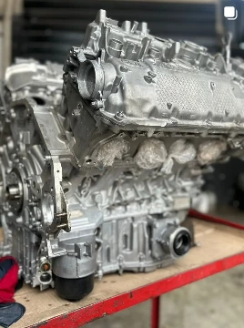 Motor na oficina Power Racer